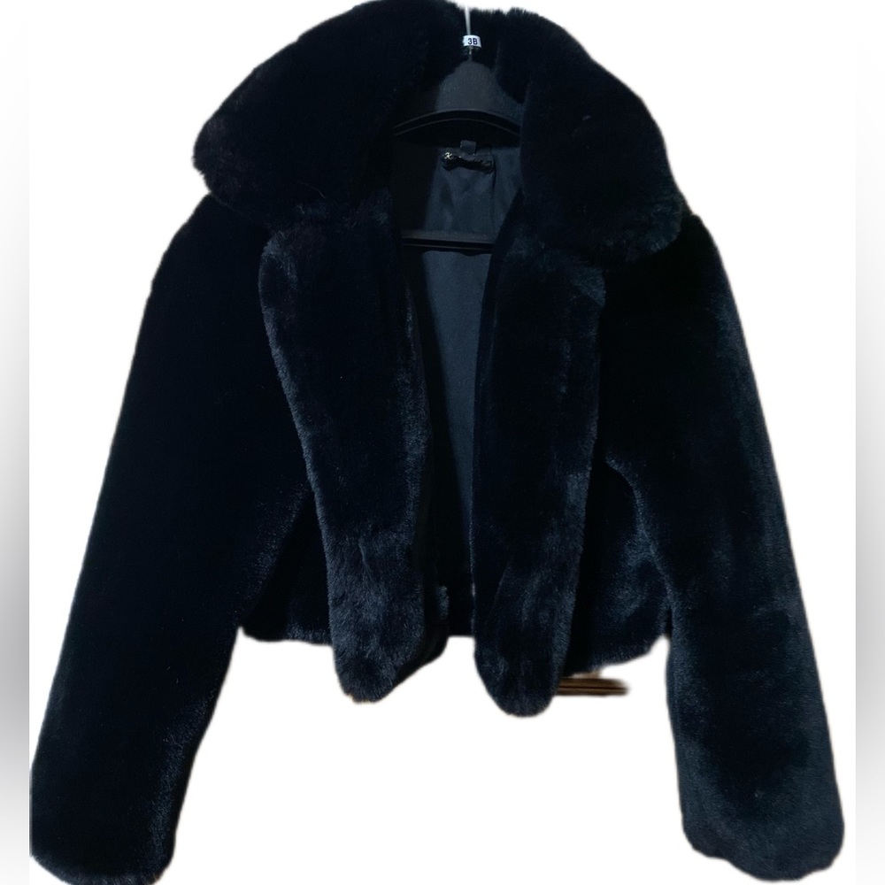 “Onyx” 🖤 Crop Fur Coat